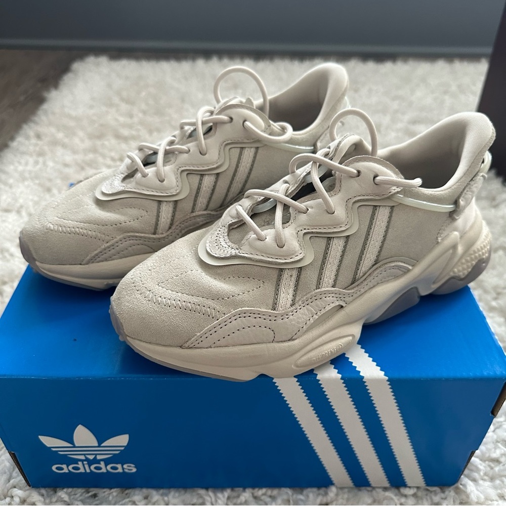 SOLD! Adidas Ozweego